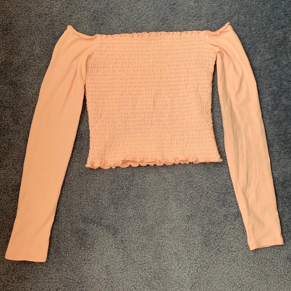 Hollister Smocked Pink Off the Shoulder Crop Top M
